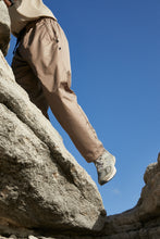 Load image into Gallery viewer, Sol Sol - Tech Pants - Olivesheen