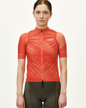 Load image into Gallery viewer, Pas Normal Studios - Women's Mechanism Stow Away Gilet - AOP Hibiscus Orange