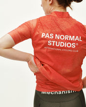 Load image into Gallery viewer, Pas Normal Studios - Women's Mechanism Stow Away Gilet - AOP Hibiscus Orange