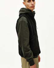 Load image into Gallery viewer, Pas Normal Studios - Off-Race Pile Fleece Vest - Black