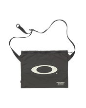Load image into Gallery viewer, Pas Normal Studios - Oakley Off-Race Technical Musette - Black Olive
