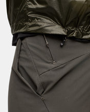 Load image into Gallery viewer, Portal - Code Wind Vest - Dark Olive