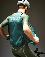 Load image into Gallery viewer, Pas Normal Studios - Stow Away Gilet - Grey Teal
