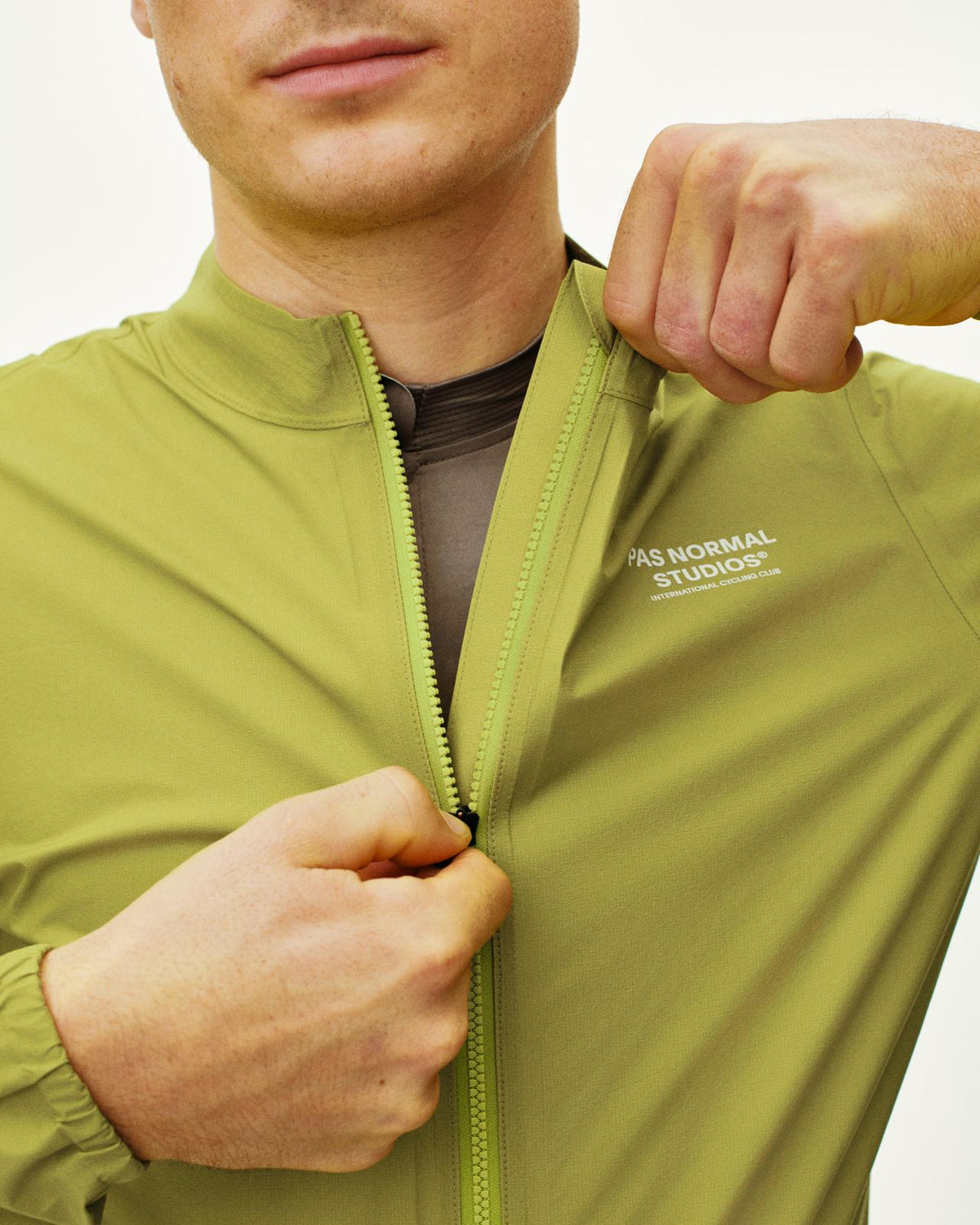Pas Normal Studios - Mechanism Pertex Rain Jacket - Moss Green