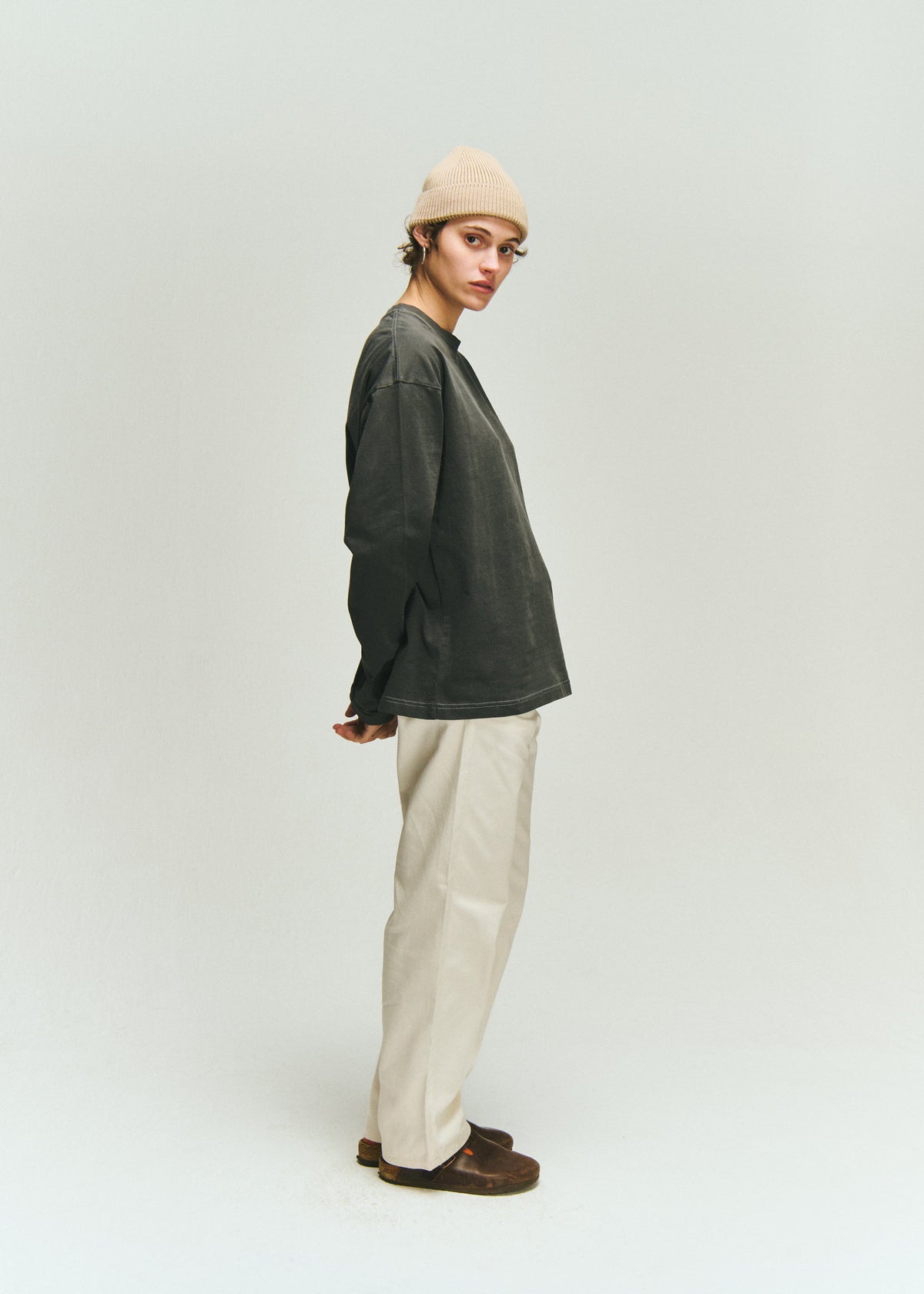 SOL-SOL - Long Sleeve Box T-Shirt - Washed Black