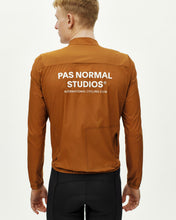 Load image into Gallery viewer, Pas Normal Studios - Essential Insulated Jacket - Pecan
