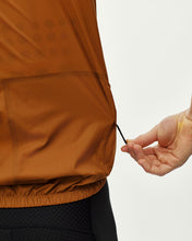 Load image into Gallery viewer, Pas Normal Studios - Essential Insulated Jacket - Pecan
