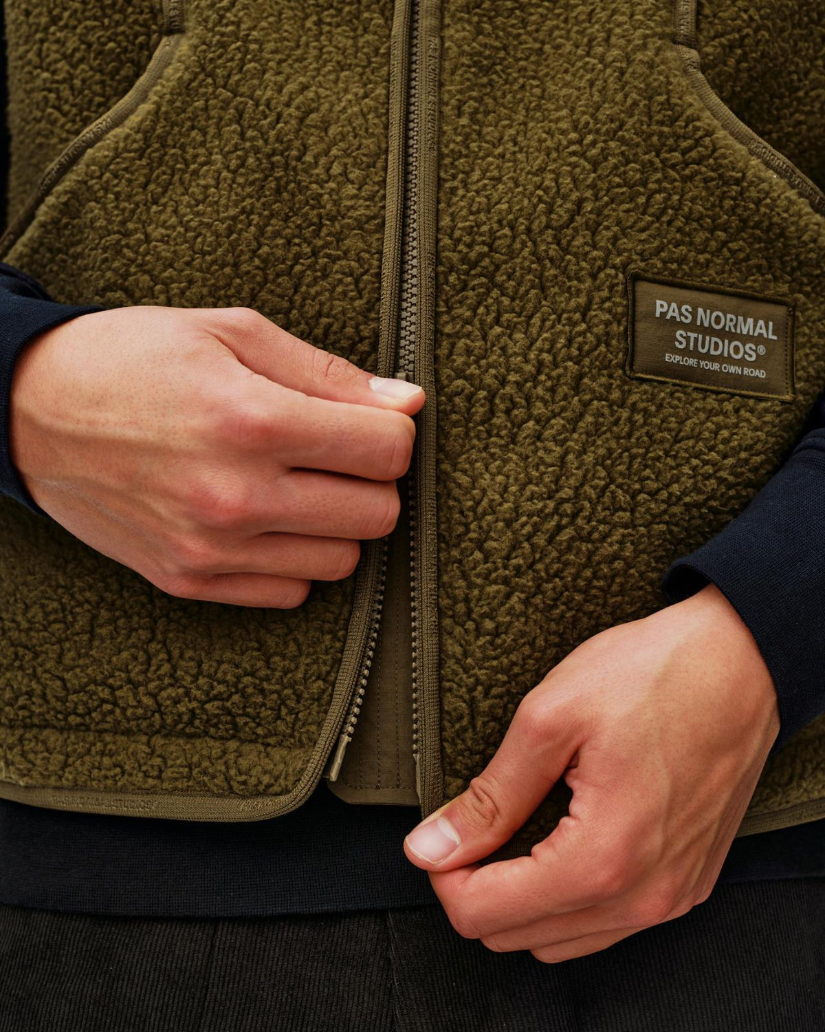 Pas Normal Studios - Off-Race Pile Fleece Vest - Deep Olive