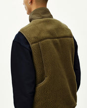 Load image into Gallery viewer, Pas Normal Studios - Off-Race Pile Fleece Vest - Deep Olive
