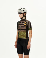 Load image into Gallery viewer, Pas Normal Studios - Women's Mechanism Stow Away Gilet - International Earth
