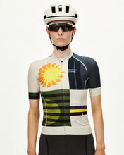 Load image into Gallery viewer, Pas Normal Studios - Women's Mechanism Jersey - International Sand

