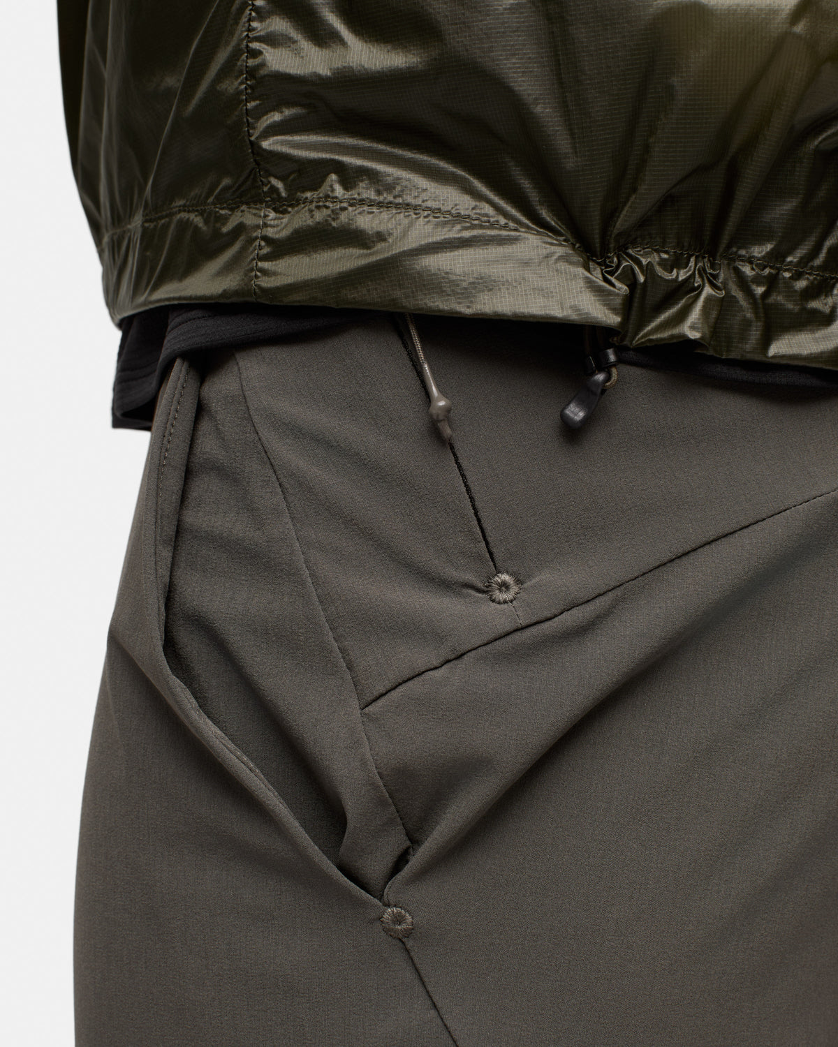 Portal - Code Wind Vest - Dark Olive