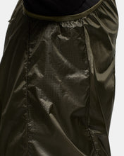 Load image into Gallery viewer, Portal - Code Wind Vest - Dark Olive
