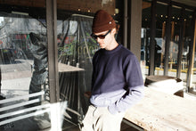 Load image into Gallery viewer, Sol Sol - Merino Sweater - Dark Blue

