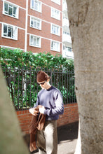 Load image into Gallery viewer, Sol Sol - Merino Sweater - Dark Blue
