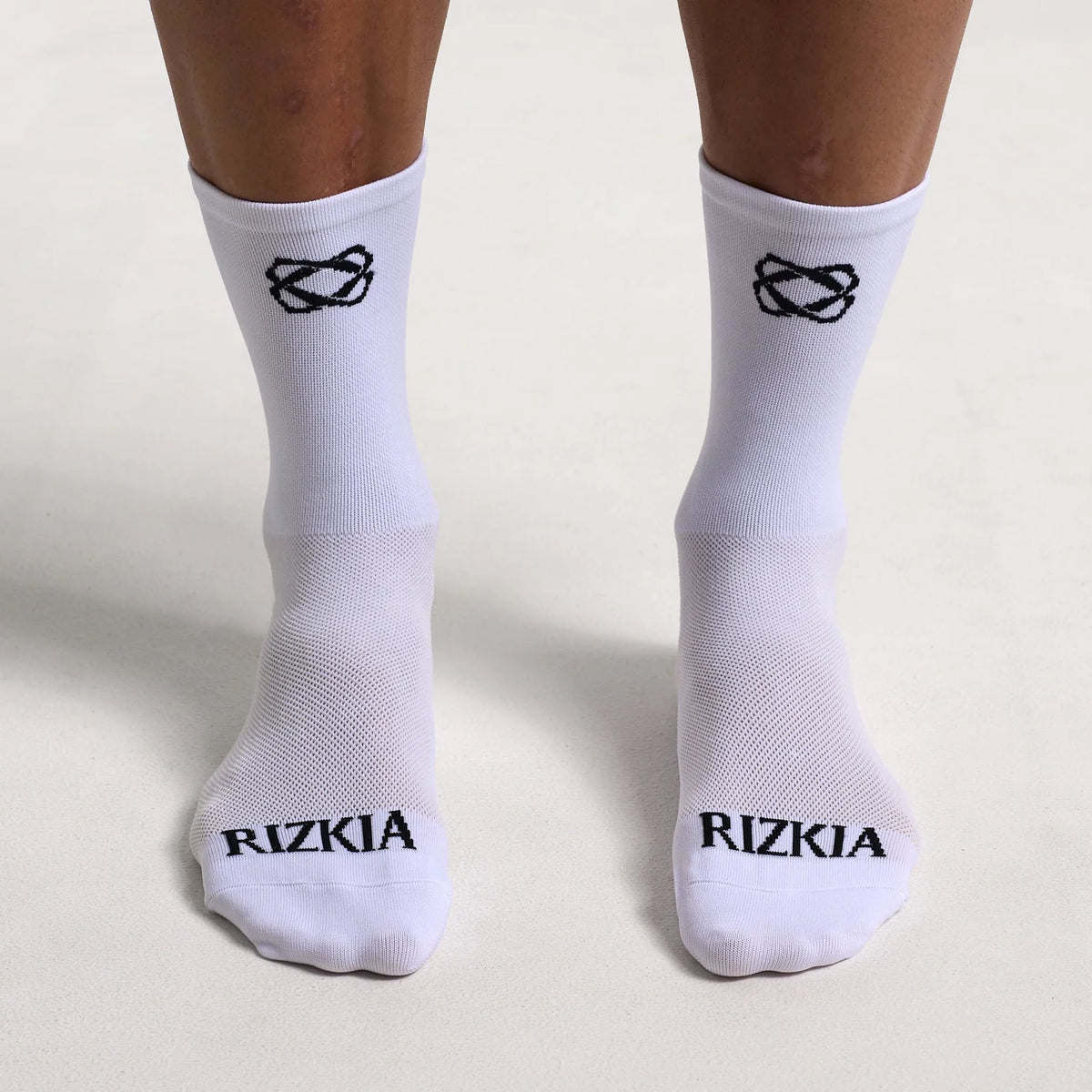 Rizkia - Cursus - Long White