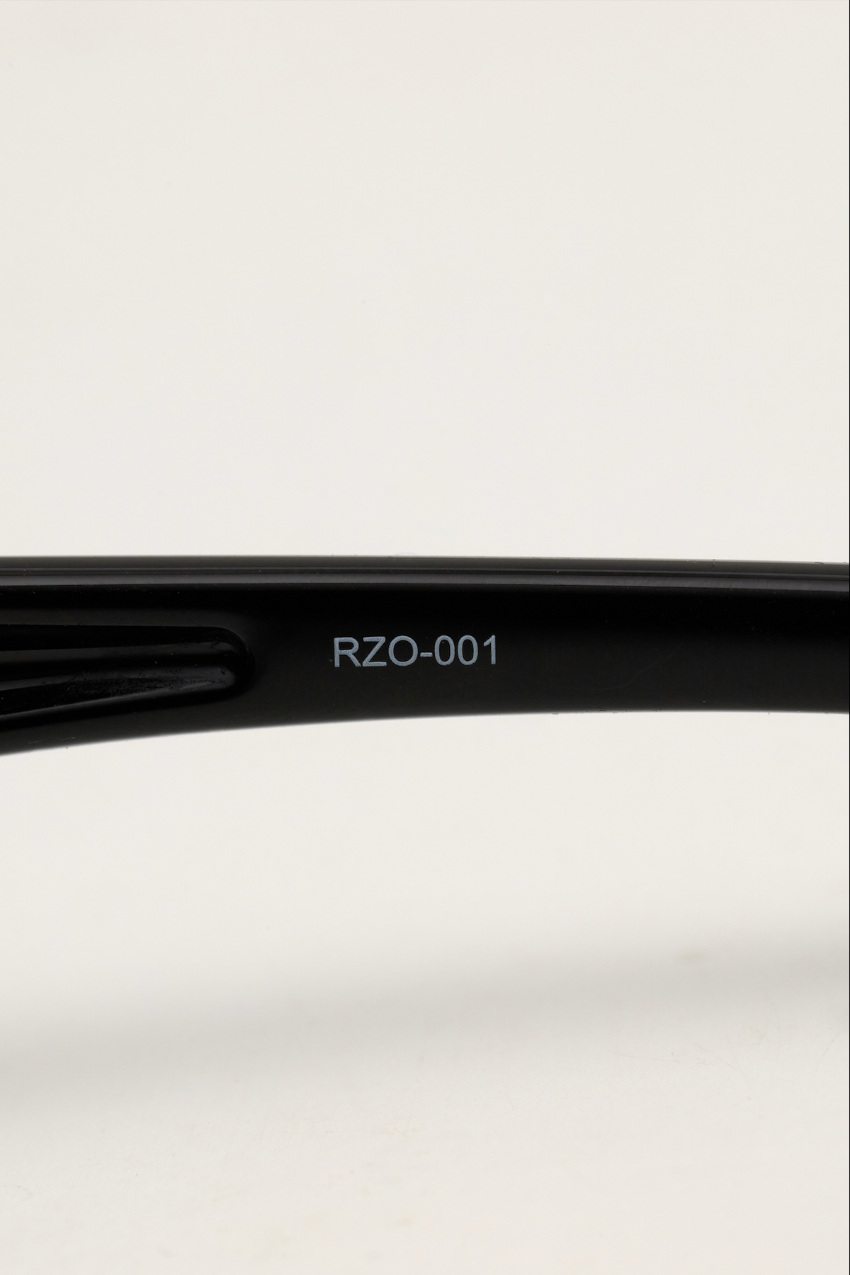 Rizkia - Origo - Black