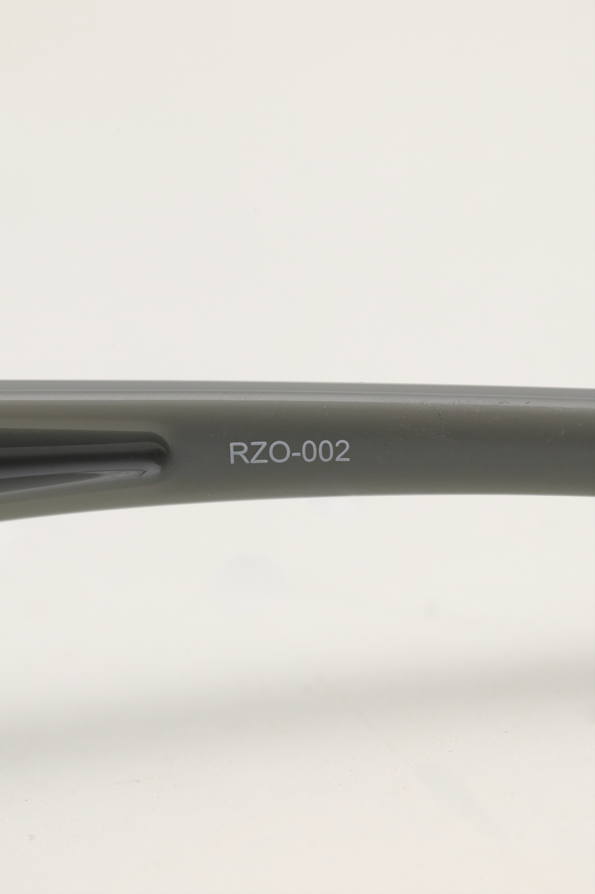 Rizkia - Origo - Grey