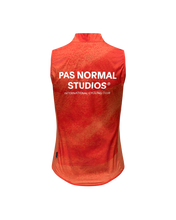 Load image into Gallery viewer, Pas Normal Studios - Women's Mechanism Stow Away Gilet - AOP Hibiscus Orange
