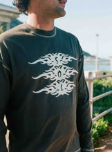 Load image into Gallery viewer, SOL-SOL - Graphic Long Sleeve T-Shirt - Brown
